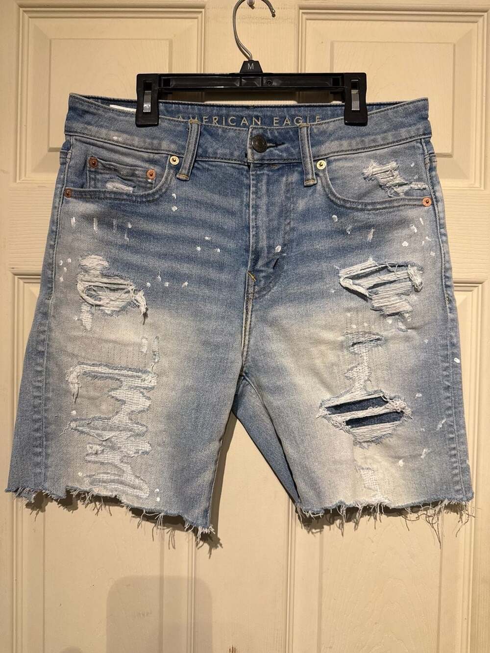 American Eagle AirFlex+ Denim Shorts Paint Splatter Distressed Size 29